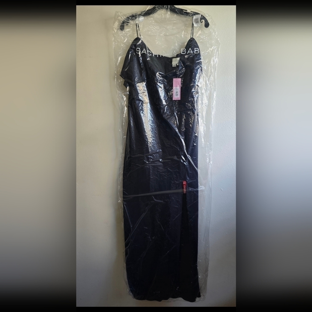 NWT! Sachin & Babi, Brittany Stretch Crepe Cold-Shoulder Gown, Navy -MSRP $285 - Picture 8 of 16